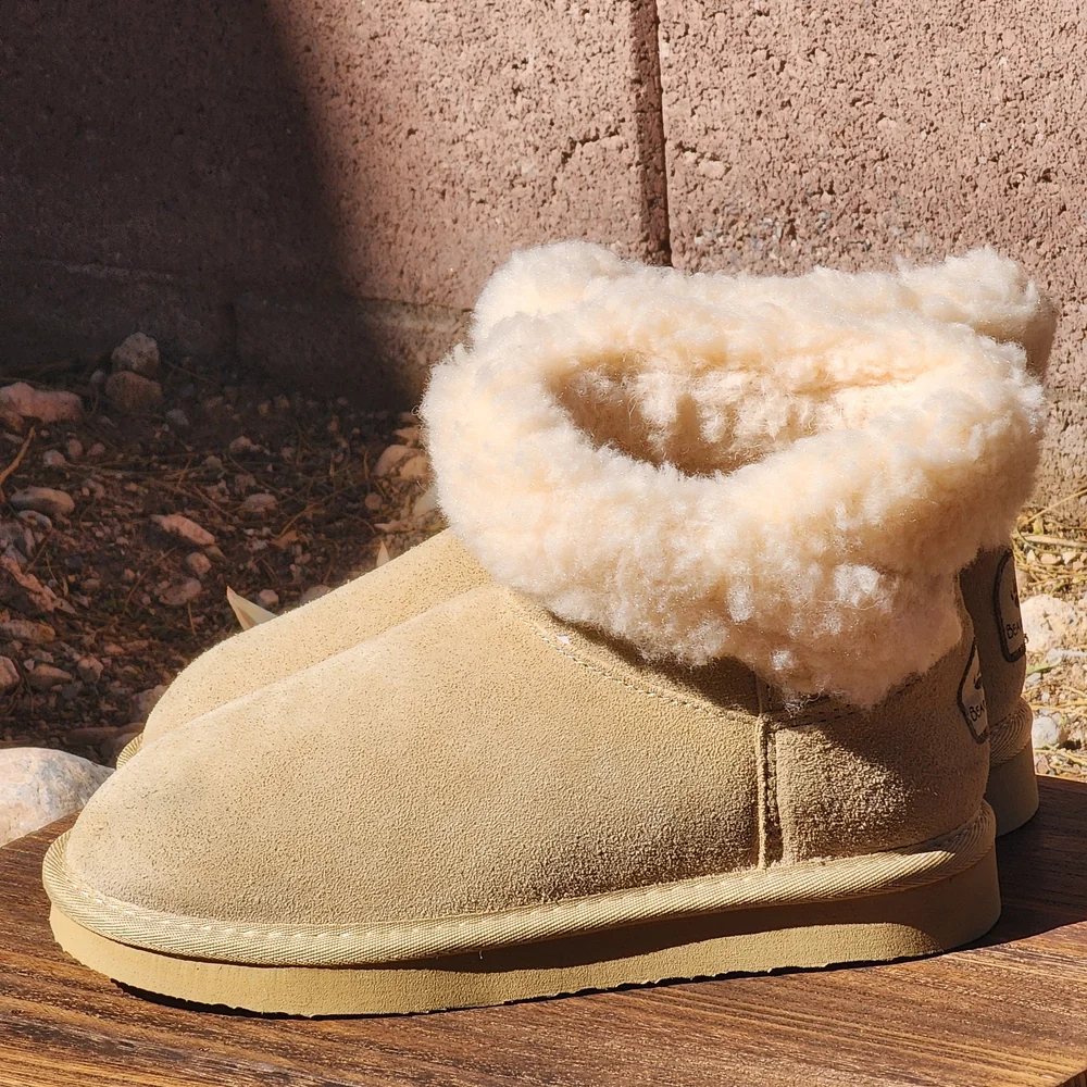 Bearpaw Women's Tan Franie Faux Shearling Lined Bootie Size 6
